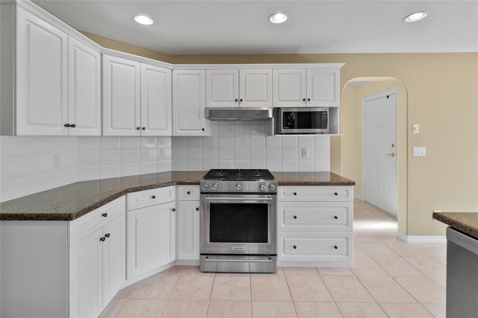 Listing 10275717 - Large Photo # 10