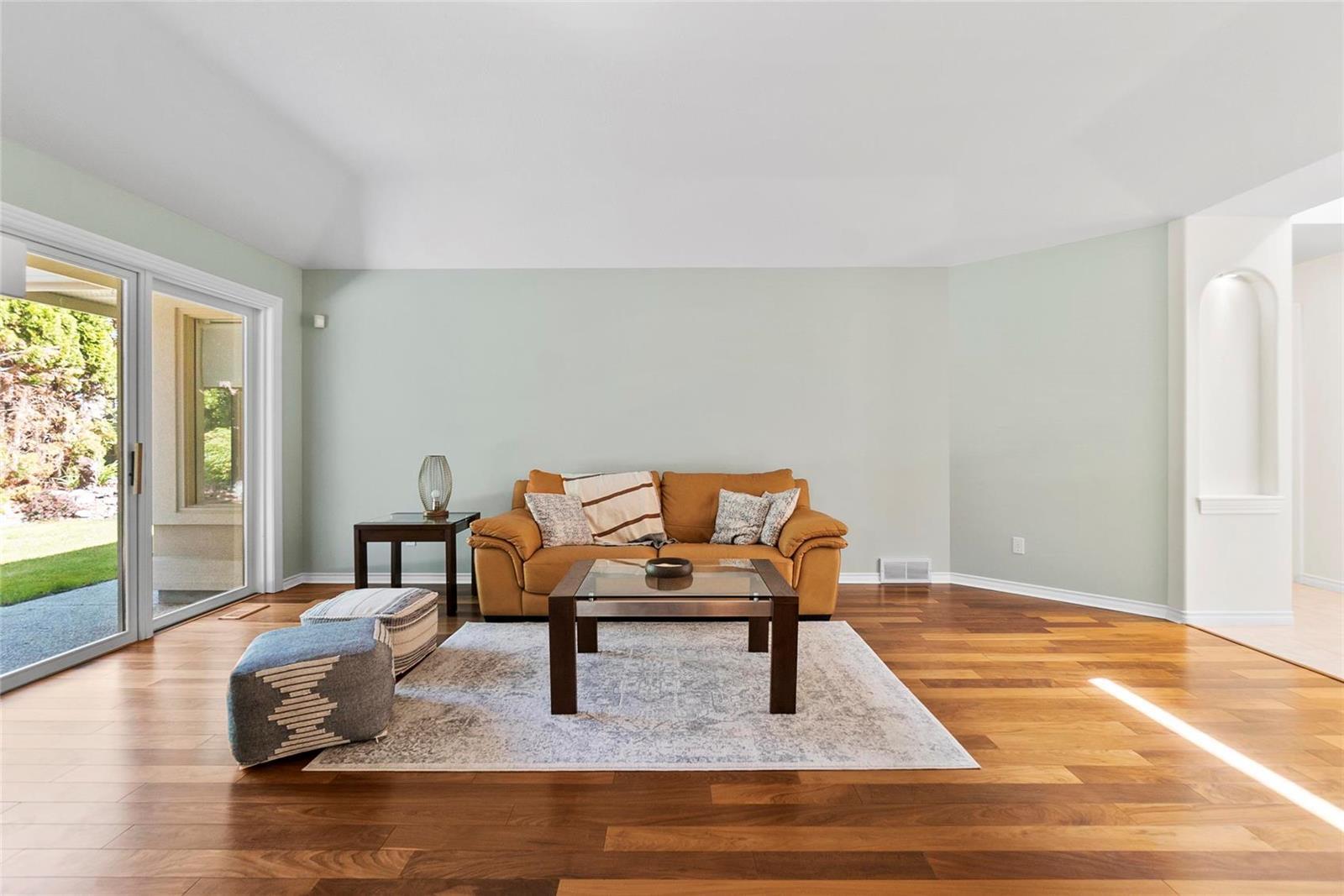 Listing 10275717 - Large Photo # 18