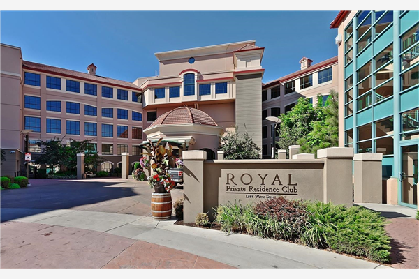 #250 1288 Water Street, N, Kelowna