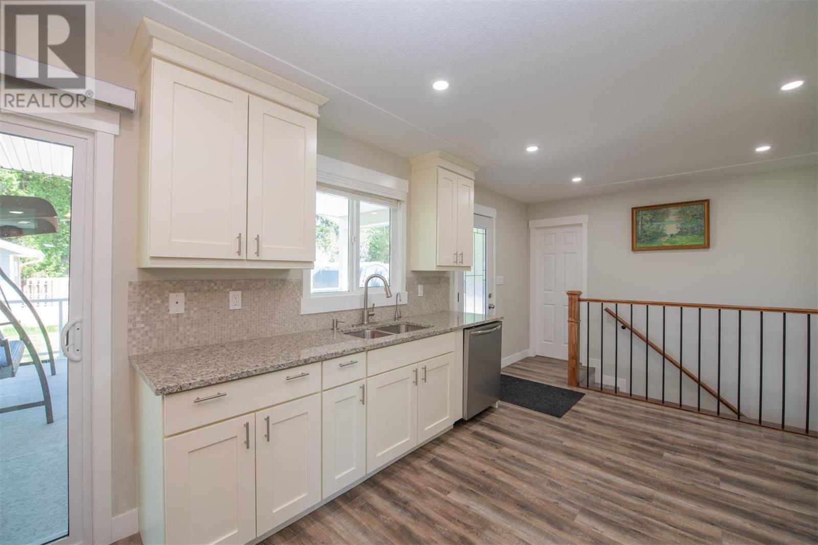 Listing 10276142 - Large Photo # 10