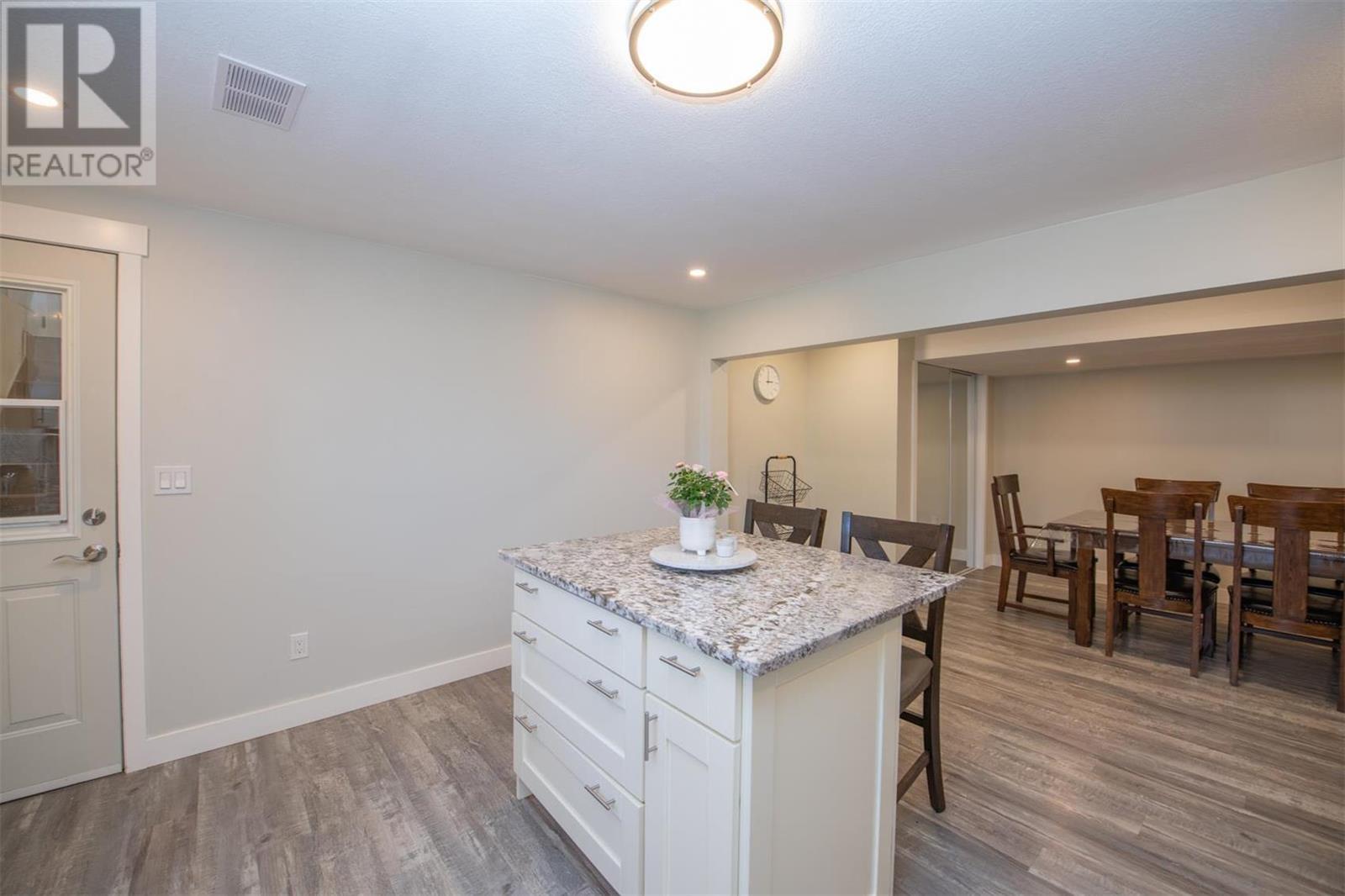 Listing 10276142 - Large Photo # 32