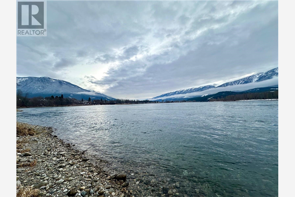 504 Needham Drive,, Revelstoke