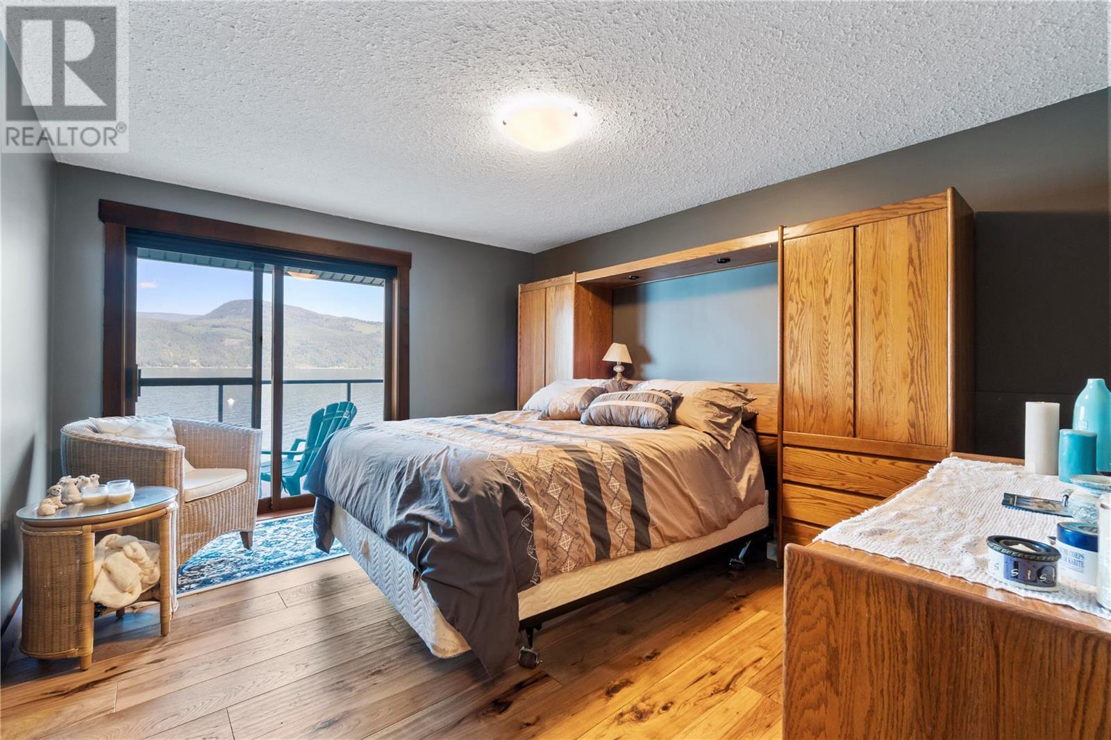 2609 Eagle Bay Road