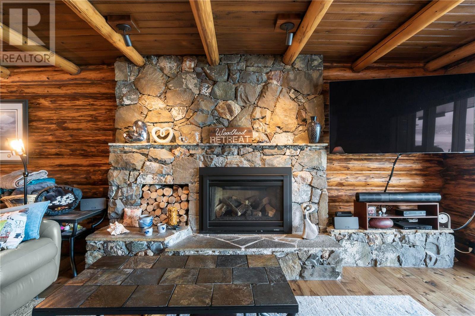 2609 Eagle Bay Road