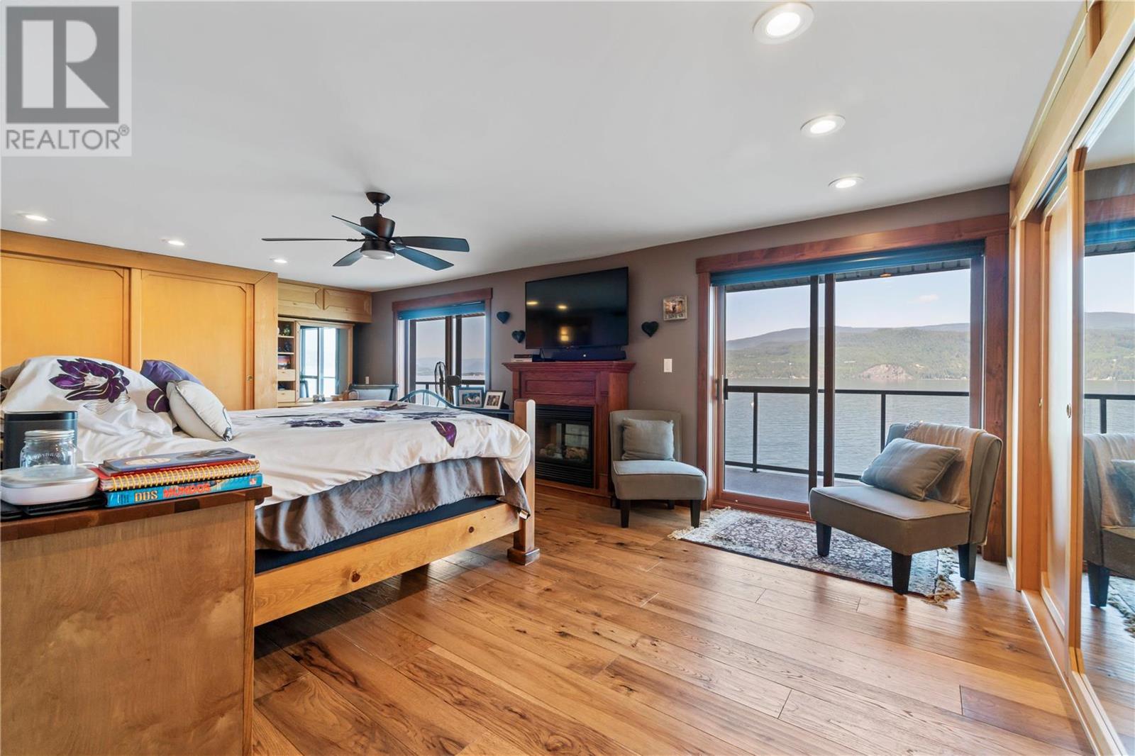 2609 Eagle Bay Road