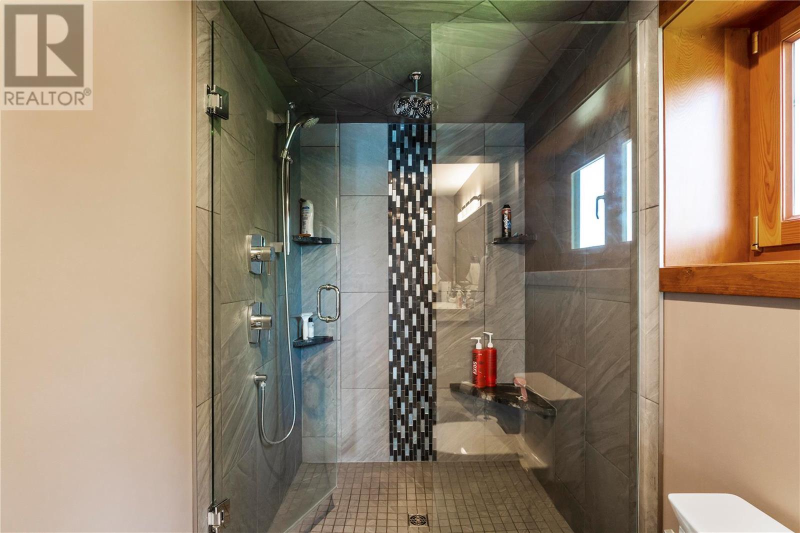 2609 Eagle Bay Road
