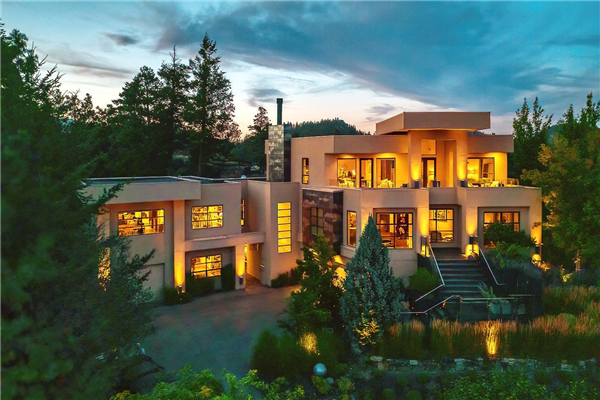 1180 Stoneypointe Court,, Kelowna