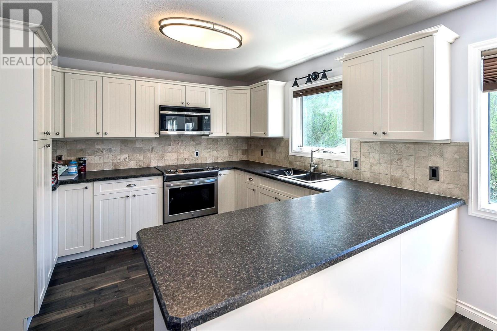 Listing 10276297 - Large Photo # 15