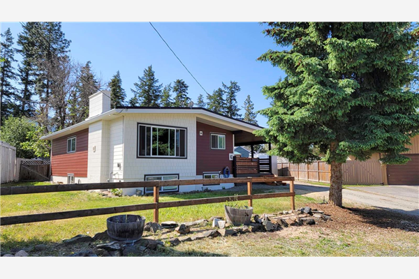2535 Henderson Drive,, Armstrong