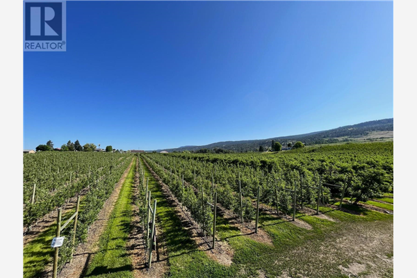 3750 Anderson Road,, Kelowna