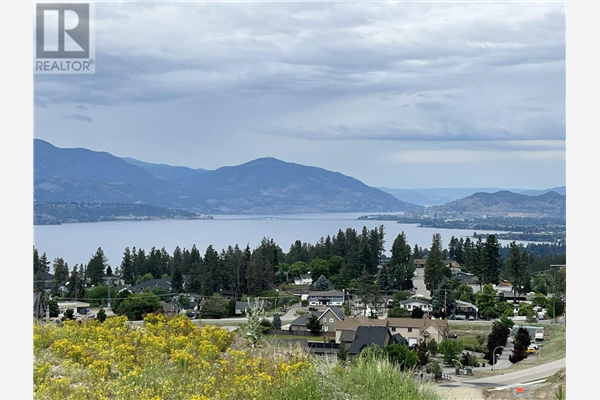 513 Trumpeter Road,, Kelowna