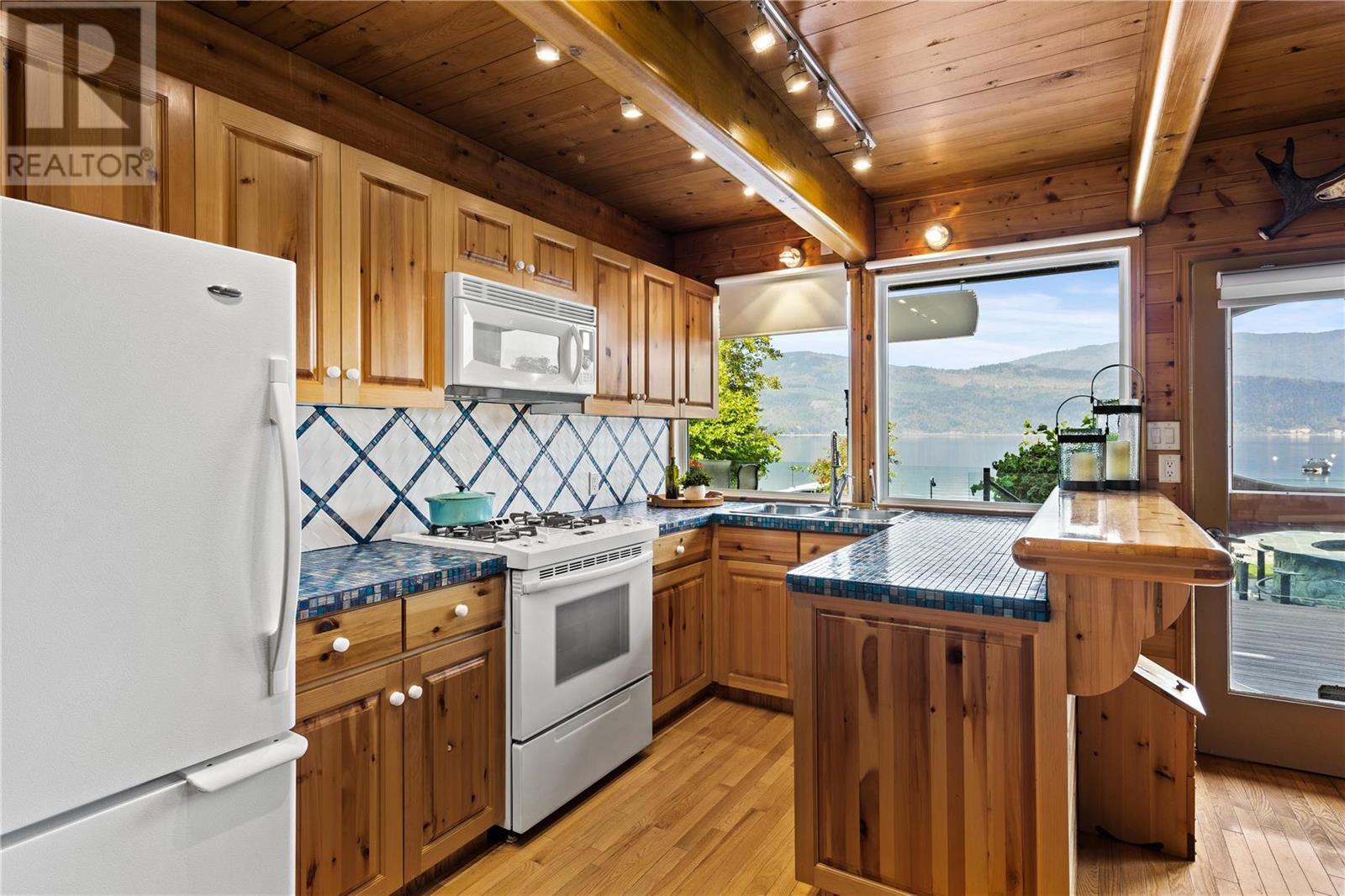 2483 Rocky Point Road
