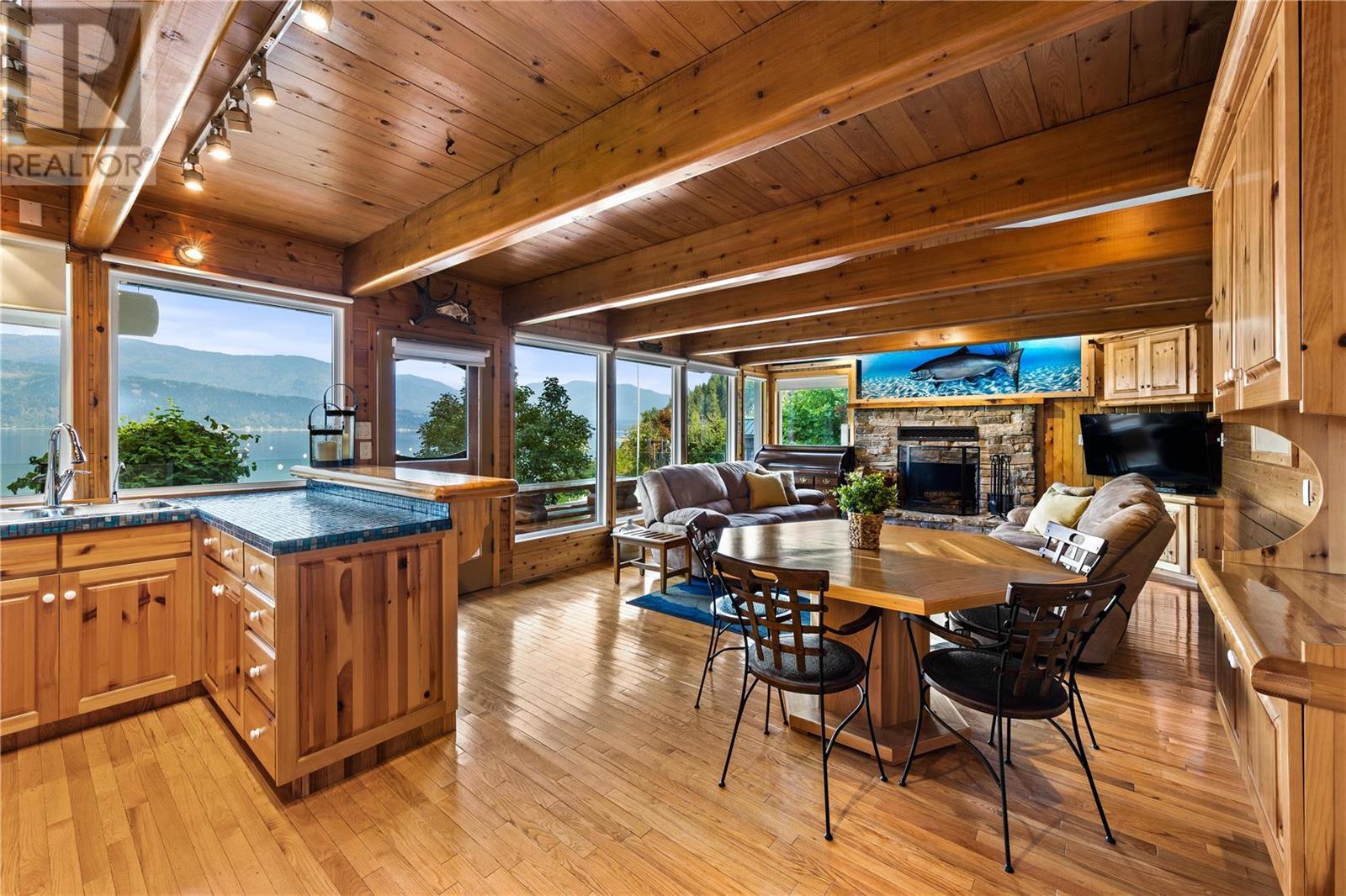 2483 Rocky Point Road