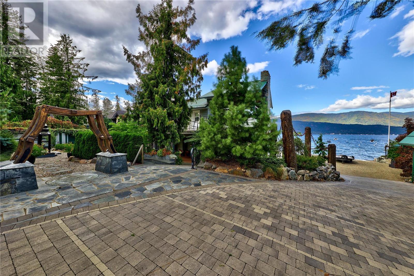 2483 Rocky Point Road