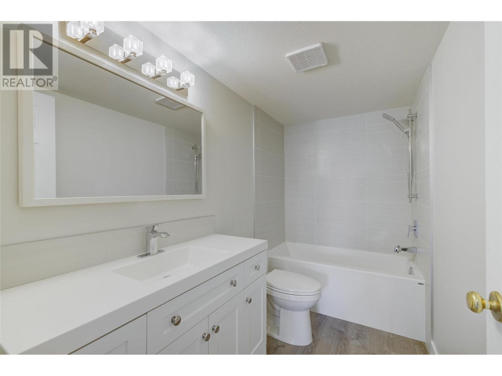 180 Hollywood Road Unit# 105, #105
