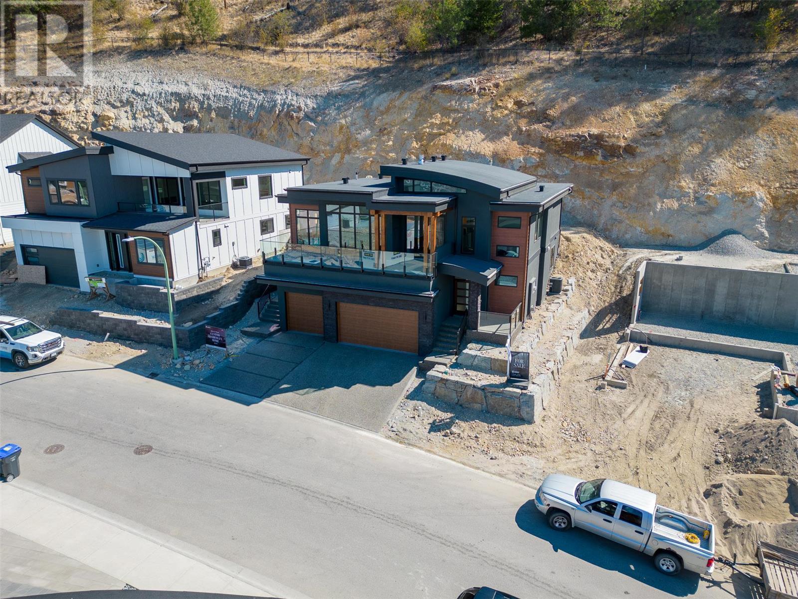 1141 Lone Pine Drive,