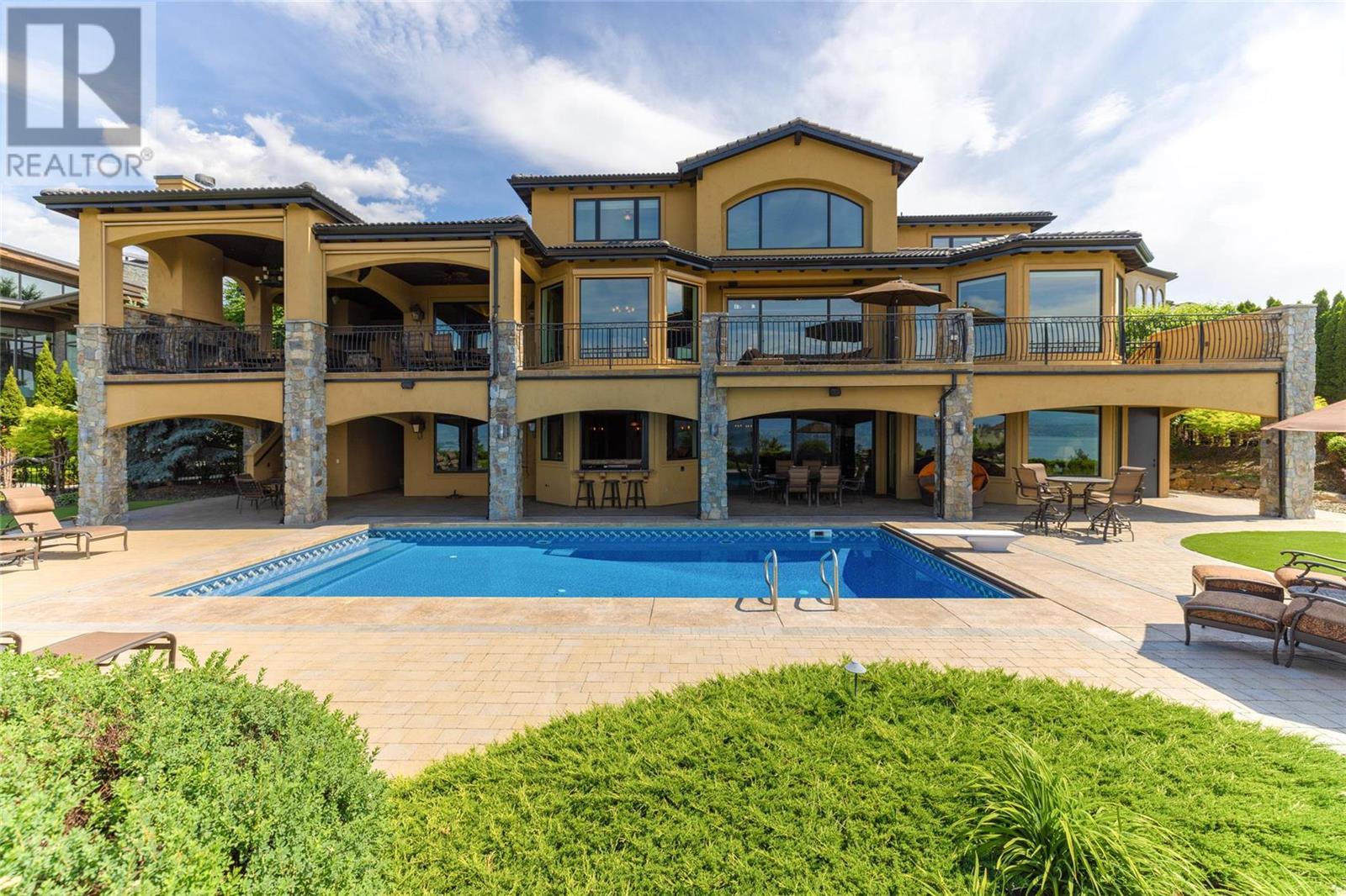 4870 Tuscany Lane