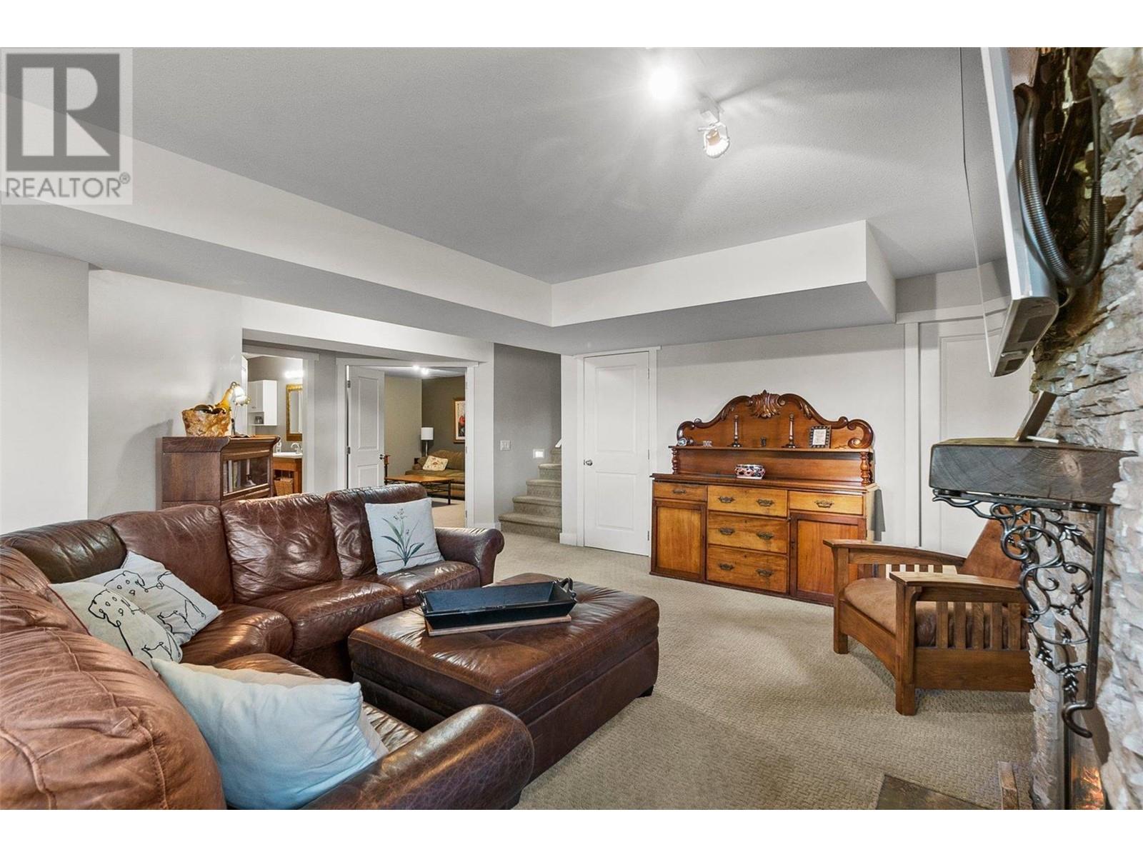1590 West Kelowna Road