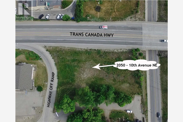 2050 10 Avenue, NE, Salmon Arm