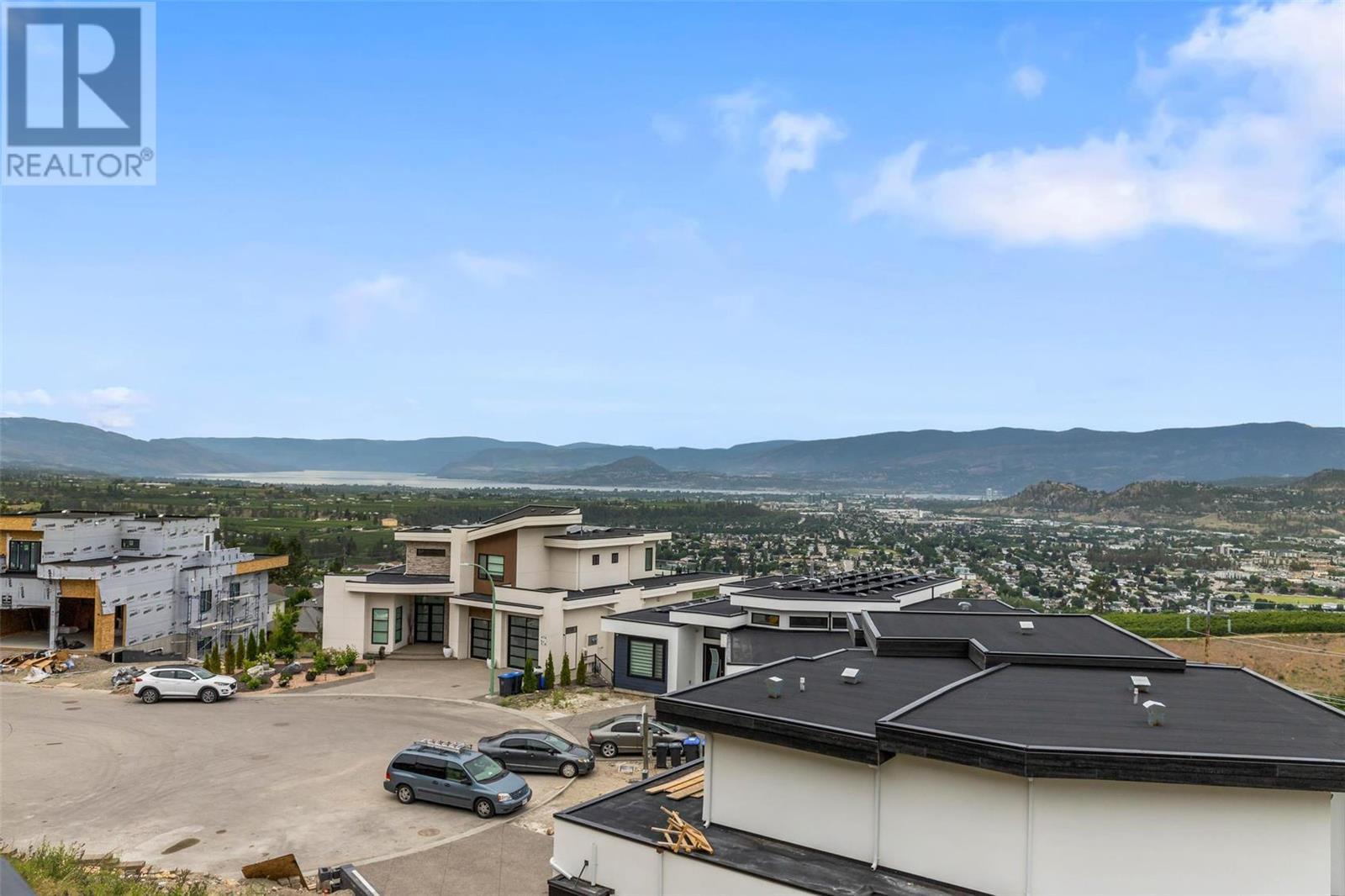 656 Deans Drive,