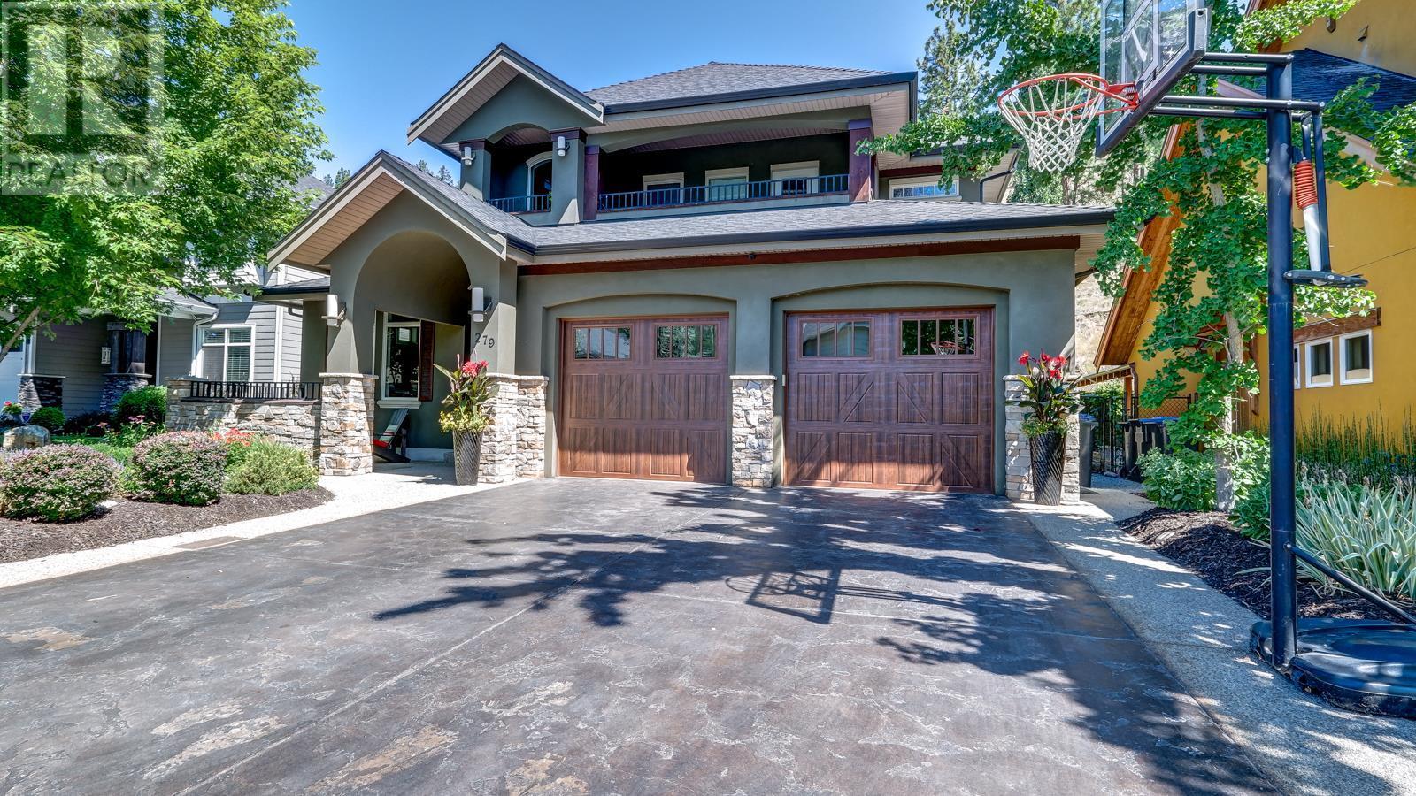 279 Clear Pond Place,