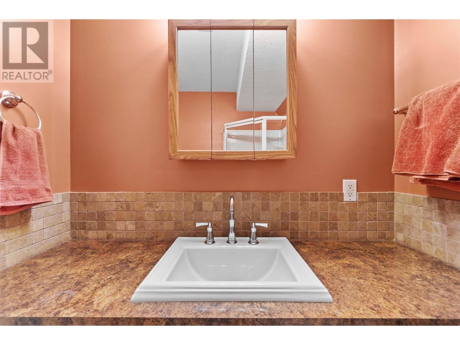 801 20 Street NE Unit# 1, #1