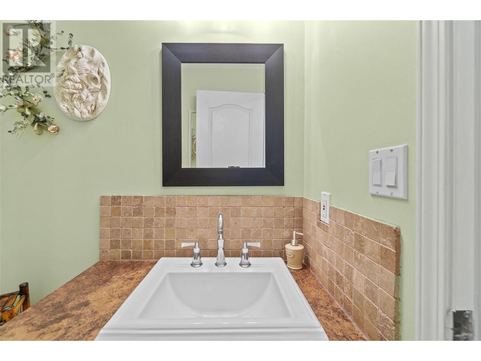 801 20 Street NE Unit# 1, #1