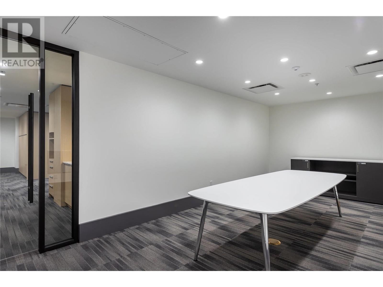1181 Sunset Drive Unit# 1305, #1305