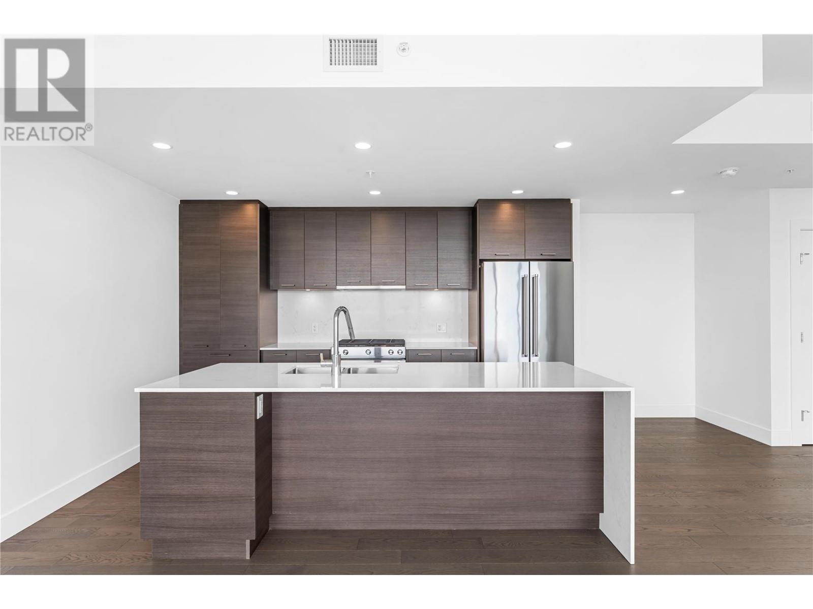 1181 Sunset Drive Unit# 1404, #1404