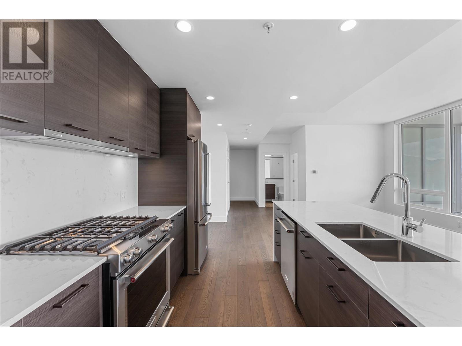 1181 Sunset Drive Unit# 1404, #1404