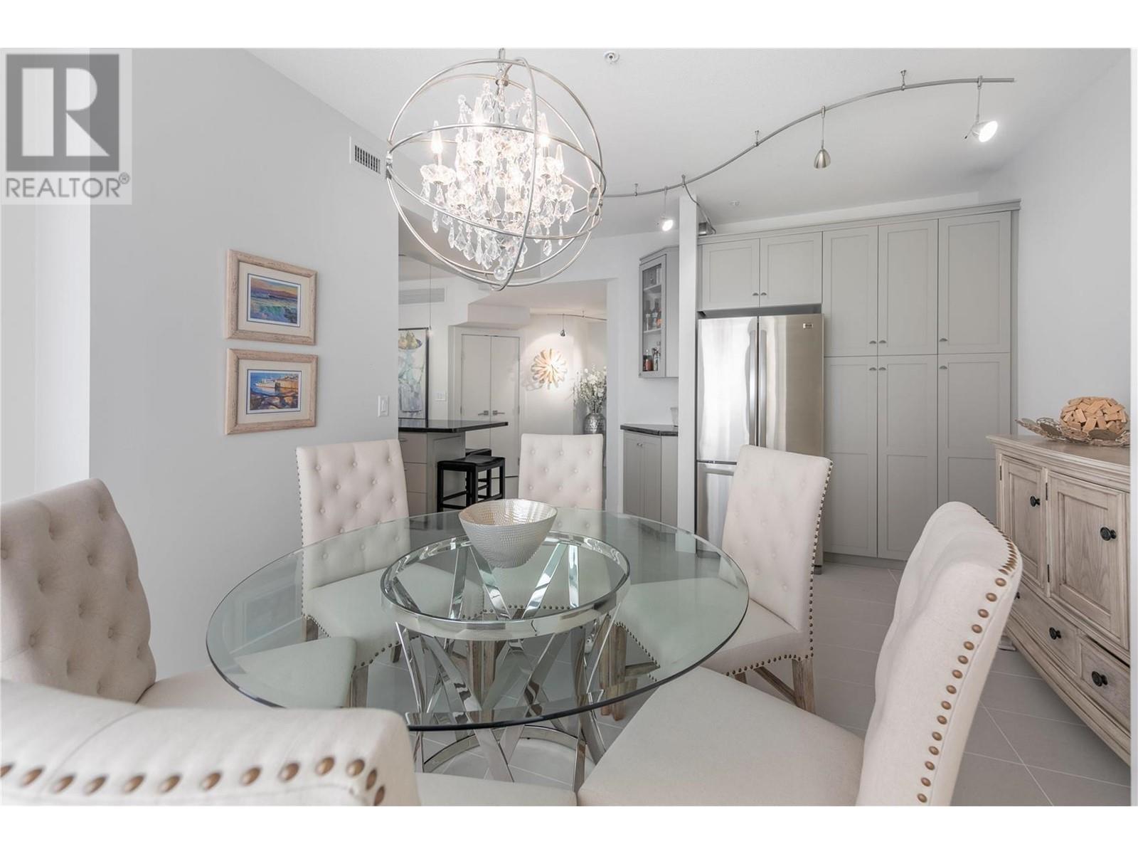1088 Sunset Drive Unit# 221, #221