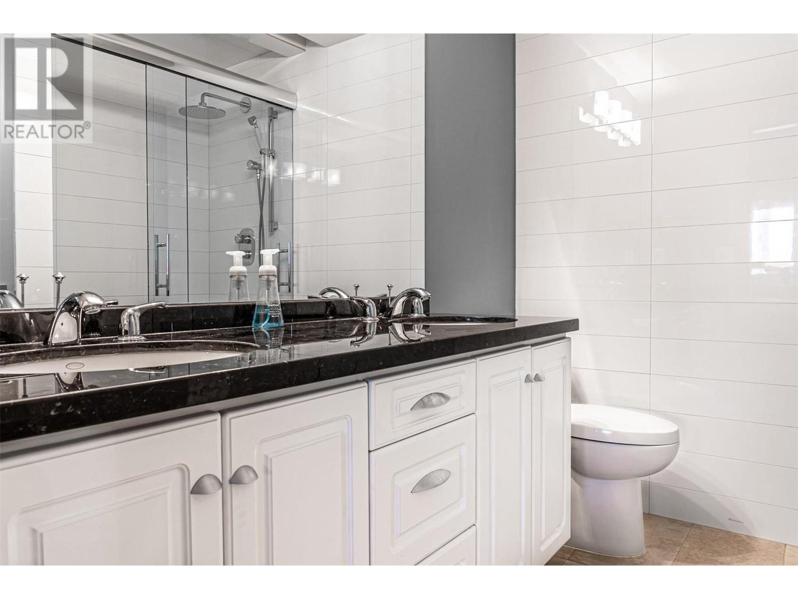 1088 Sunset Drive Unit# 221, #221