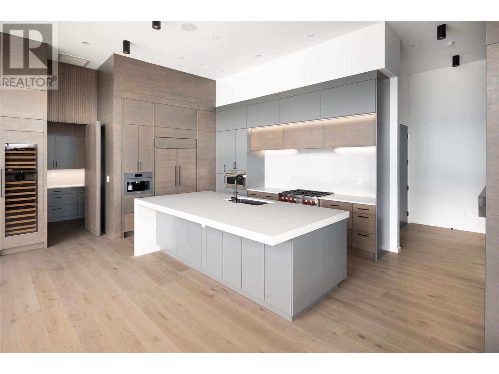 1181 Sunset Drive Unit# 2902, #2902