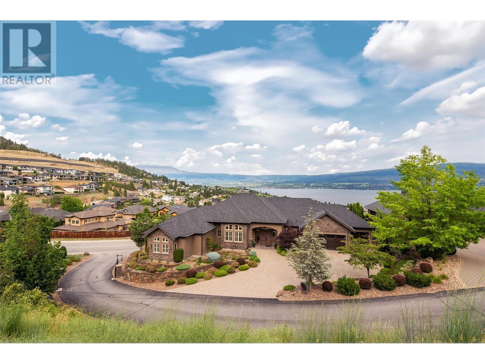 1524 Vineyard Drive