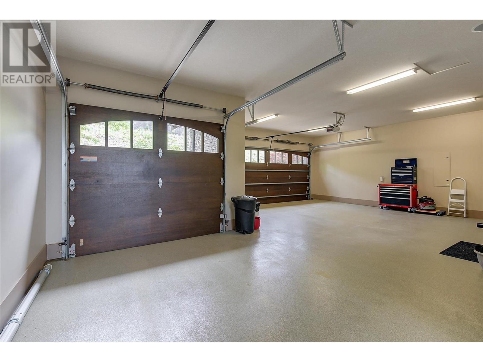1524 Vineyard Drive