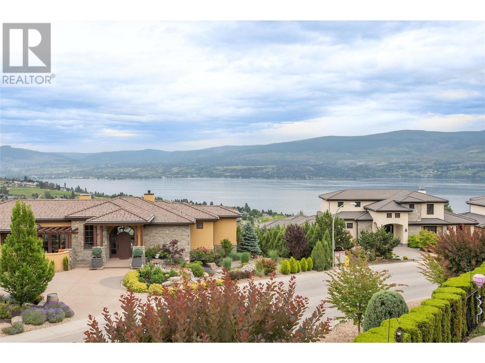 1524 Vineyard Drive