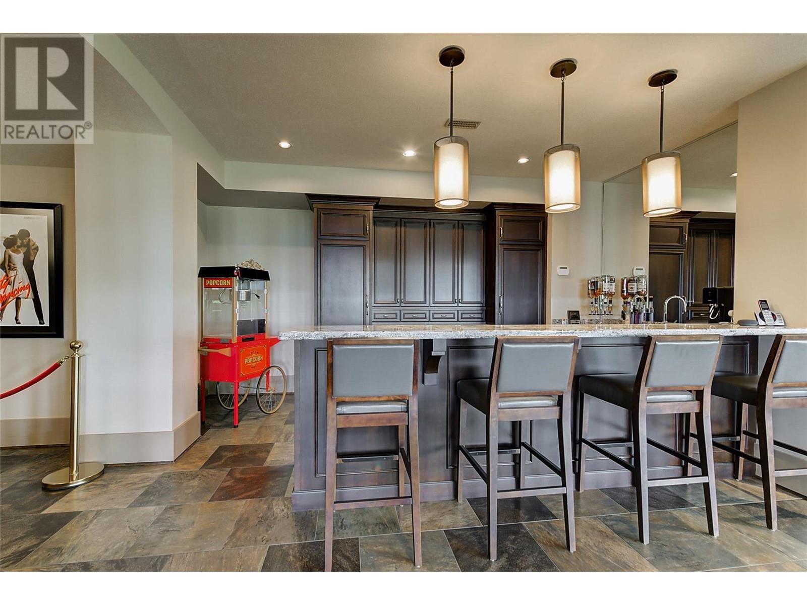 1524 Vineyard Drive