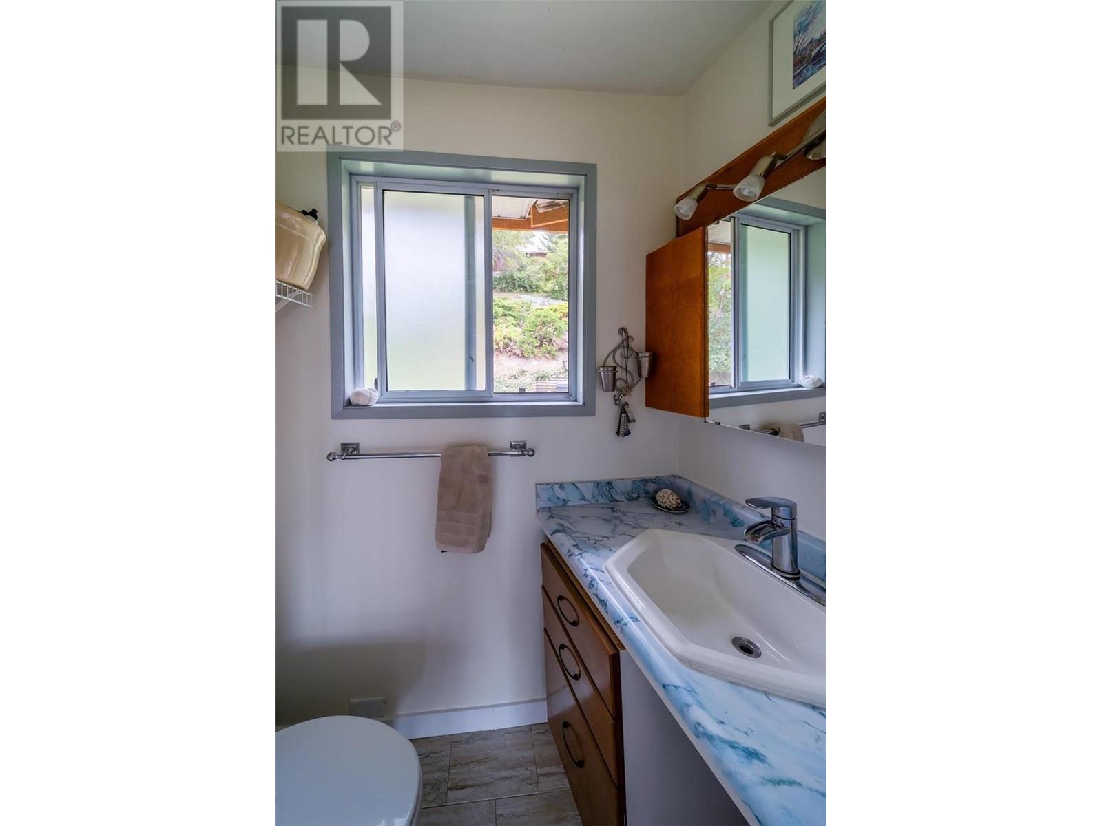17130 Coral Beach Road