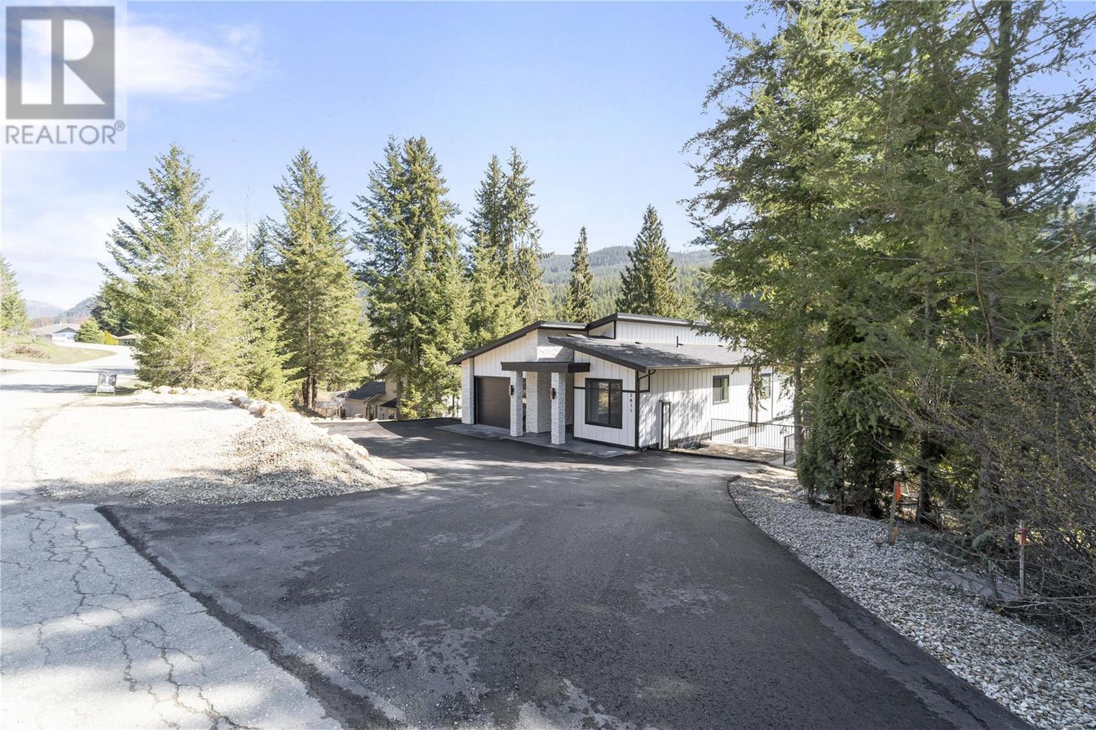 2811 Mountview Drive