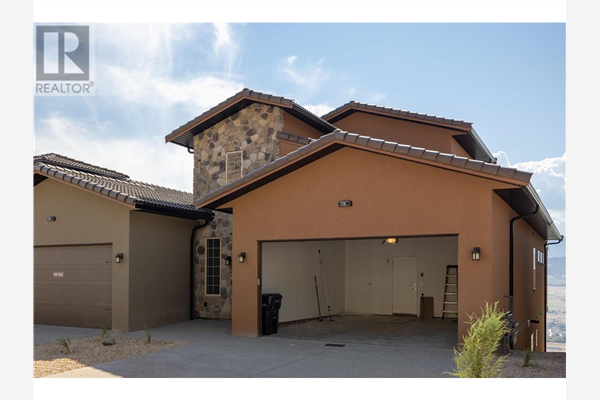 #12 595 Vineyard Way, N, Vernon