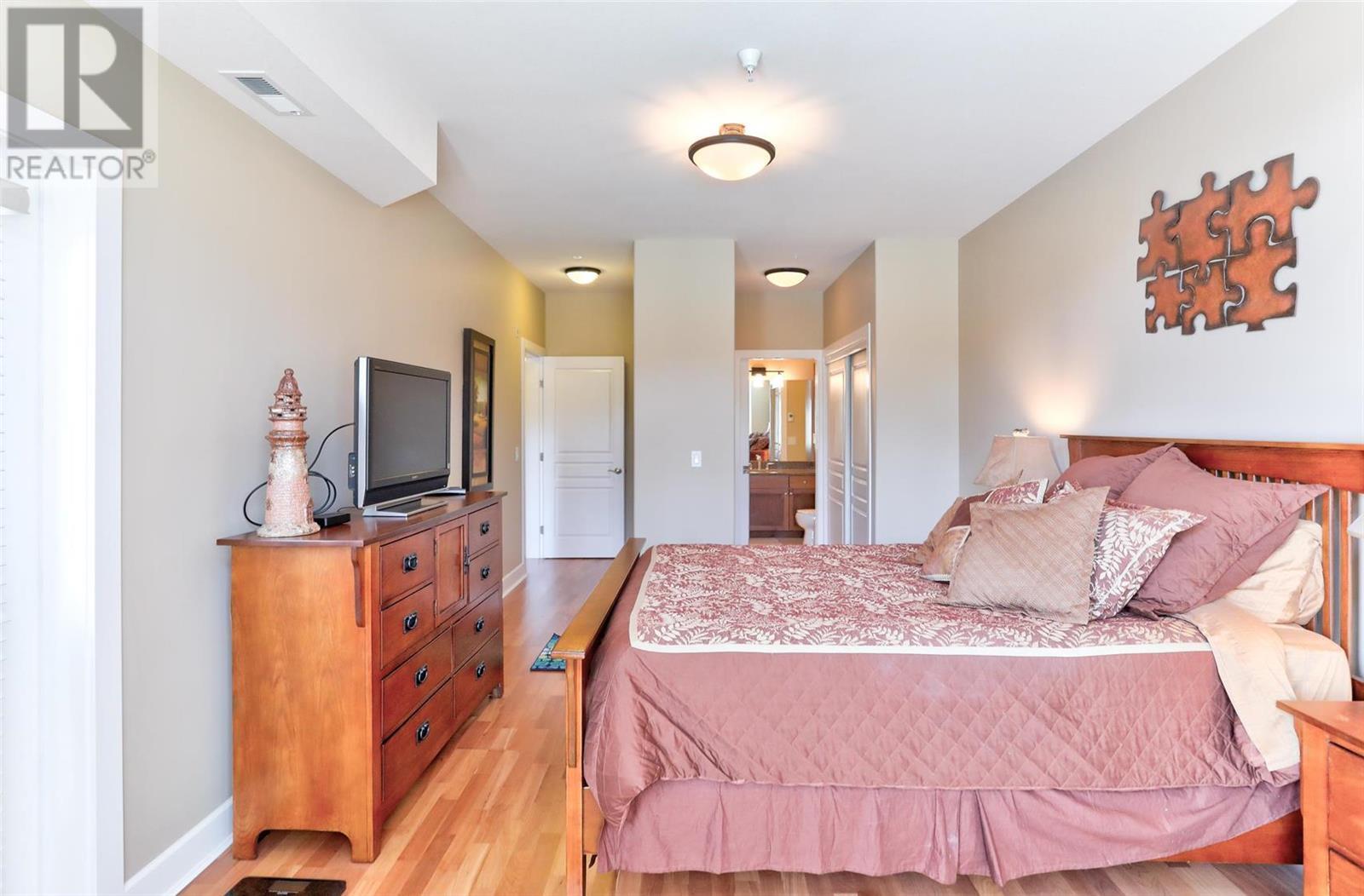 3996 Beach Avenue Unit# 221, #221