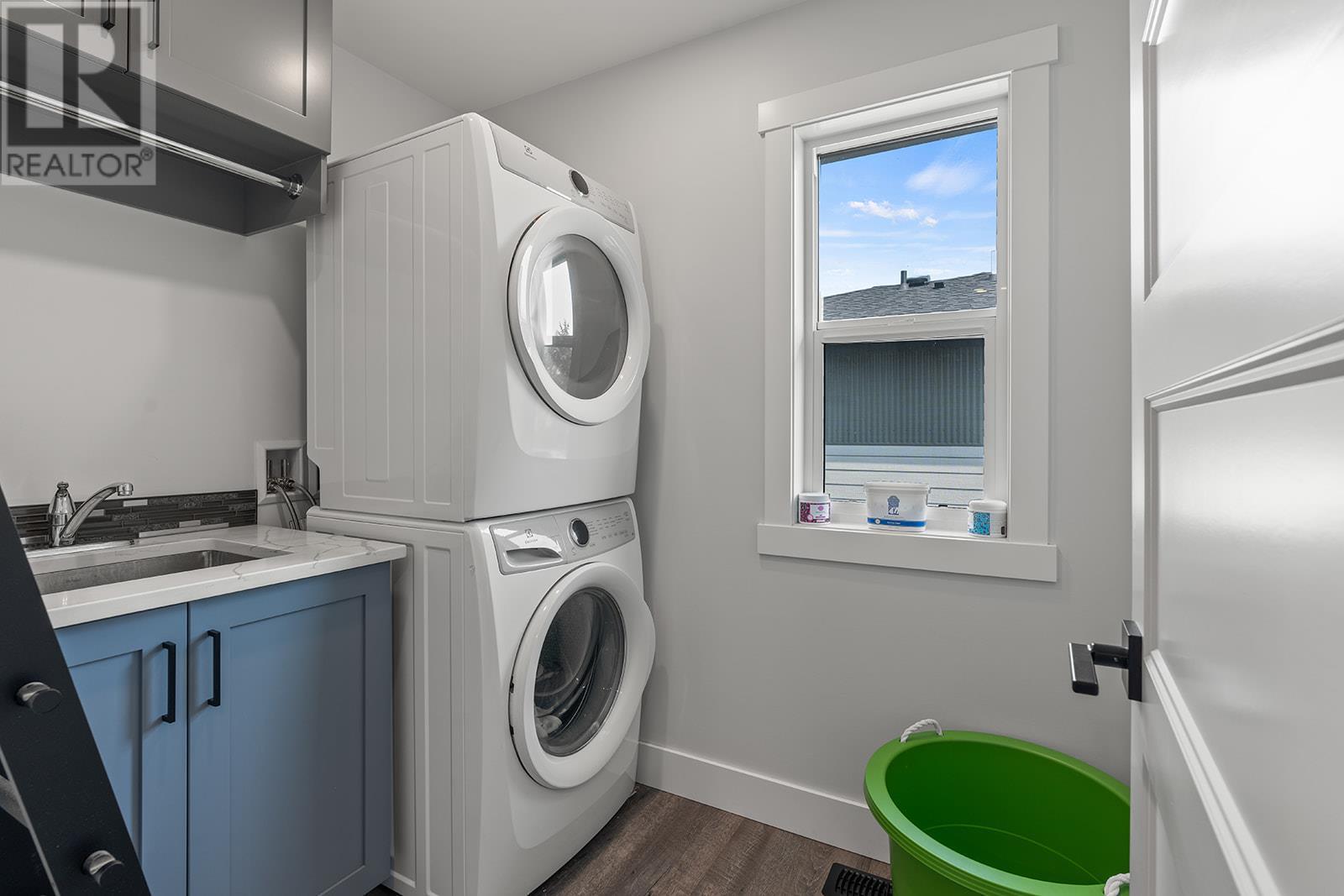 1441 20 Avenue SE Unit# 1, #1
