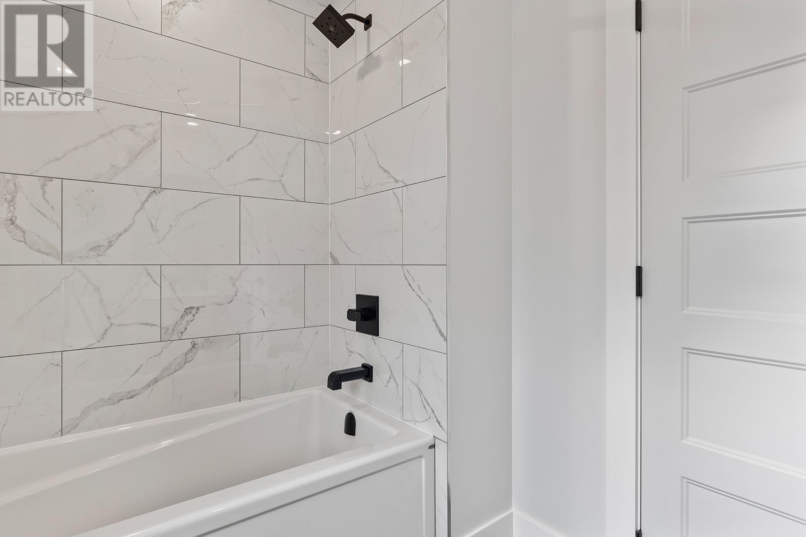 1441 20 Avenue SE Unit# 1, #1