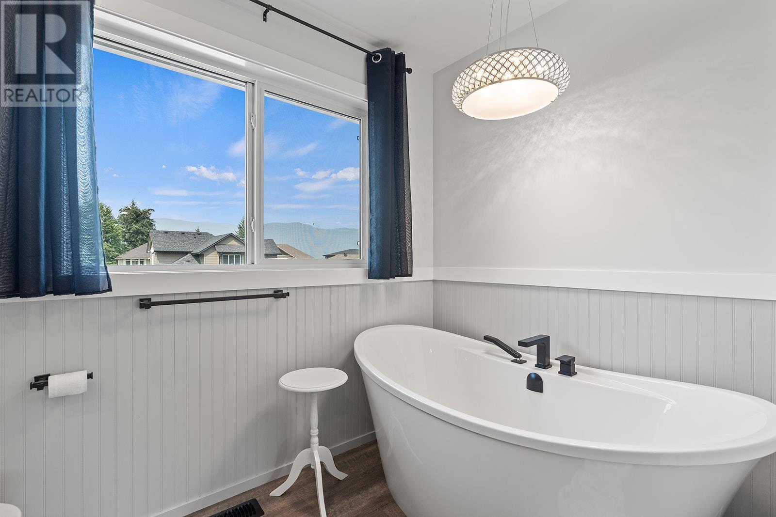 1441 20 Avenue SE Unit# 1, #1