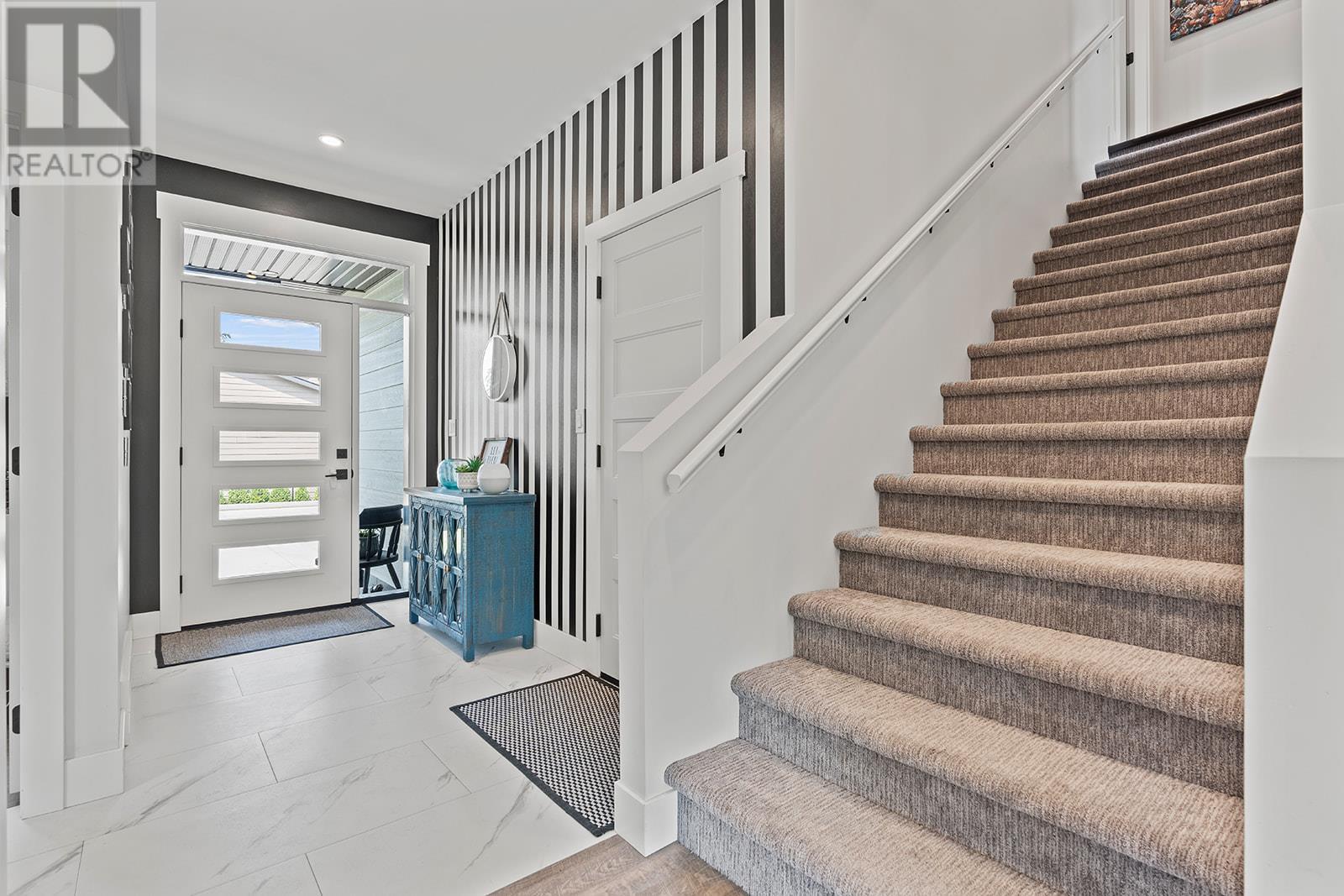 1441 20 Avenue SE Unit# 1, #1