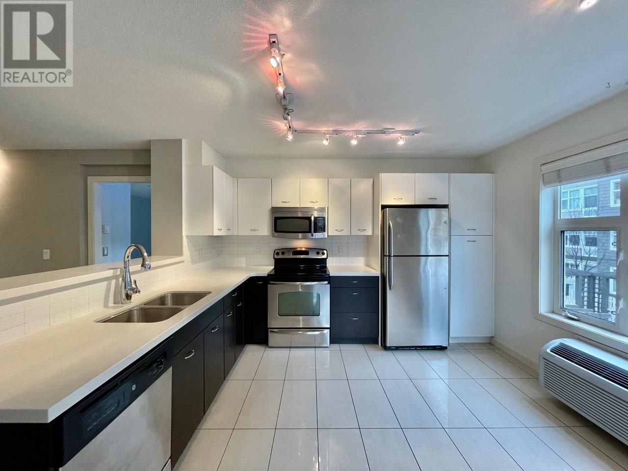 #202 539 Yates Road,, #202