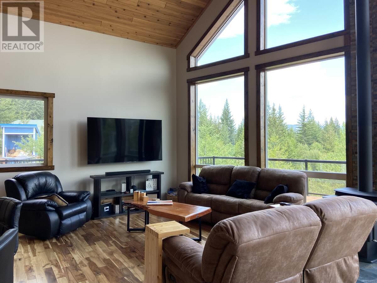 190 Christison Road SW