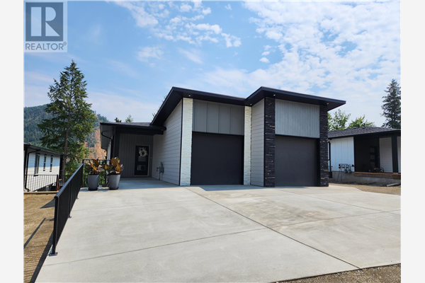 #8 2508 Shuswap Avenue,, Lumby