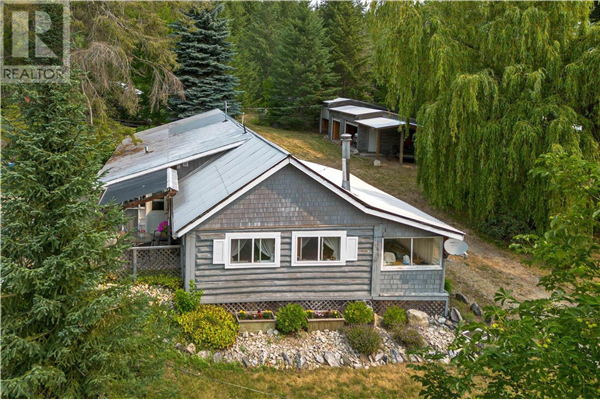 3901 65 Avenue, NW, Salmon Arm