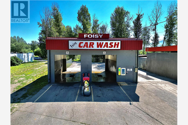 1945 Shuswap Avenue,, Lumby